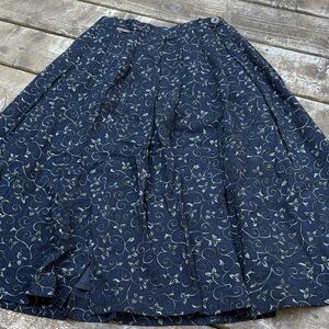 Geiger wool navy blue Patterned Women's Skirt size 36 (US 4)